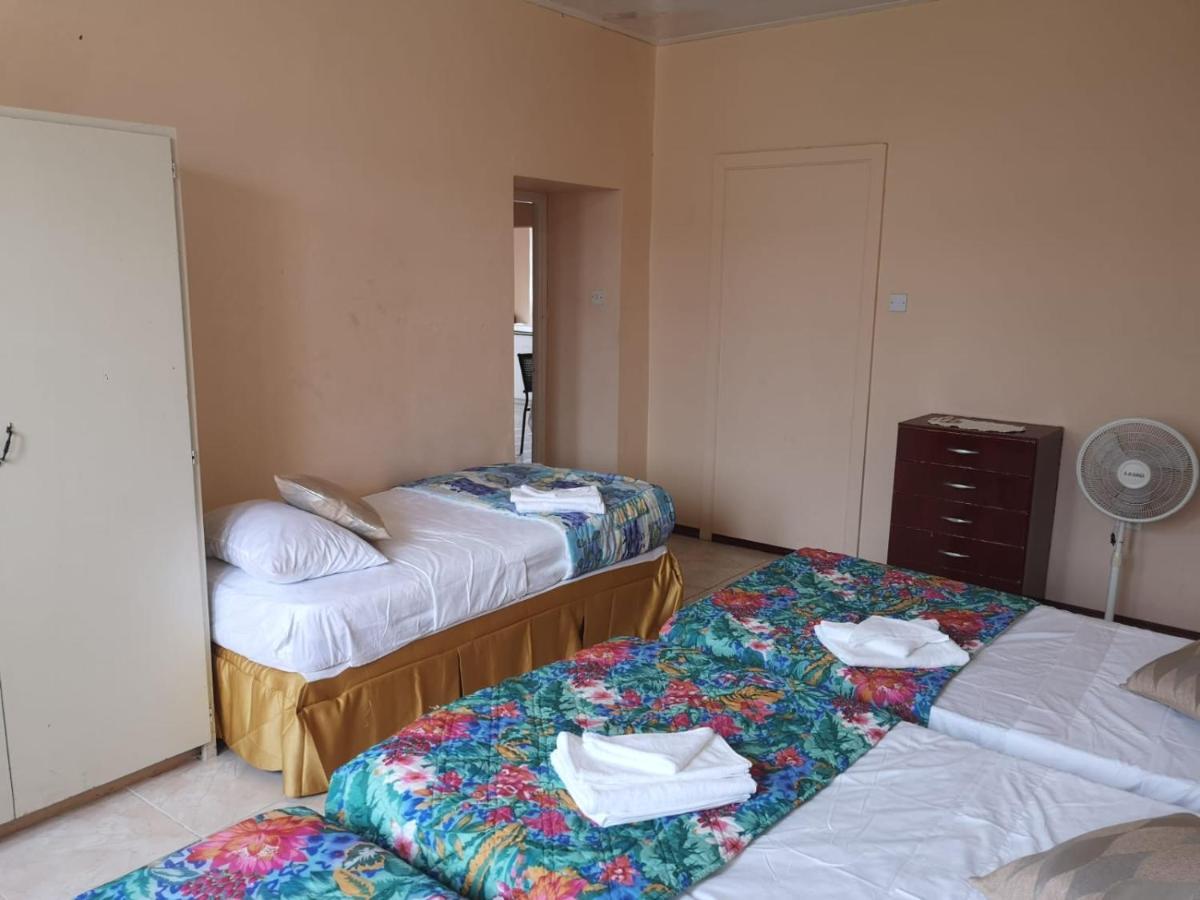 Ventnor House Apartments Bridgetown Esterno foto