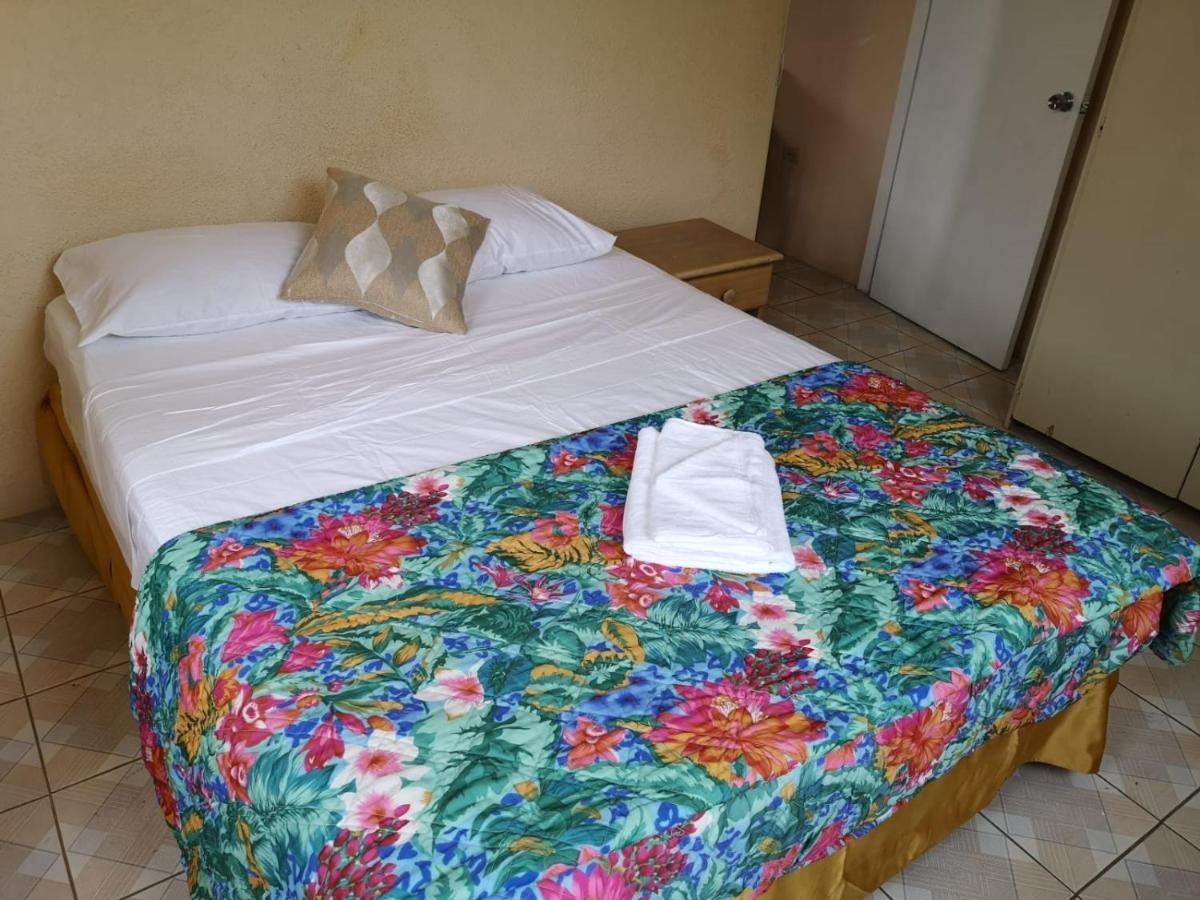 Ventnor House Apartments Bridgetown Esterno foto